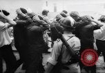 Image émeutes de rue l'Algérie, 1961, de la seconde 53 séquences d'archives historiques vidéo 65675071615