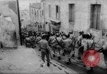 Image émeutes de rue l'Algérie, 1961, de la seconde 60 séquences d'archives historiques vidéo 65675071615