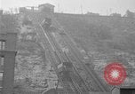 Standbild Pittsburgh Neigung Eisenbahn in Betrieb ca 1917 Pittsburgh Pennsylvania USA, 1917, aus Sekunde 11 historischem Filmmaterial Videoclip 65675071640
