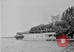 Standbild Boote Saint Lawrence Island Alaska USA, 1919, aus Sekunde 55 historischem Filmmaterial Videoclip 65675071644