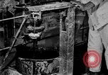 Standbild Kaugummi United States USA, 1919, aus Sekunde 53 historischem Filmmaterial Videoclip 65675071646