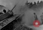 Standbild American M-4 Tank Liezen Österreich, 1945, aus Sekunde 32 historischem Filmmaterial Videoclip 65675071653