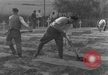 Image termine tombes Allemagne, 1945, de la seconde 32 séquences d'archives historiques vidéo 65675071657