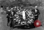 Image service funèbre Allemagne, 1945, de la seconde 10 séquences d'archives historiques vidéo 65675071658
