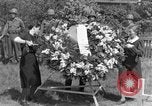 Image service funèbre Allemagne, 1945, de la seconde 39 séquences d'archives historiques vidéo 65675071658