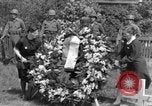 Image service funèbre Allemagne, 1945, de la seconde 41 séquences d'archives historiques vidéo 65675071658