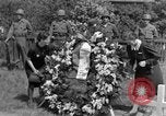 Image service funèbre Allemagne, 1945, de la seconde 44 séquences d'archives historiques vidéo 65675071658