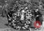 Image service funèbre Allemagne, 1945, de la seconde 45 séquences d'archives historiques vidéo 65675071658