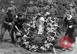 Image service funèbre Allemagne, 1945, de la seconde 46 séquences d'archives historiques vidéo 65675071658