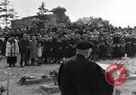 Image service funèbre Allemagne, 1945, de la seconde 17 séquences d'archives historiques vidéo 65675071659