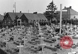 Image service funèbre Allemagne, 1945, de la seconde 46 séquences d'archives historiques vidéo 65675071659