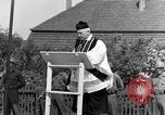 Image service funèbre Allemagne, 1945, de la seconde 57 séquences d'archives historiques vidéo 65675071659
