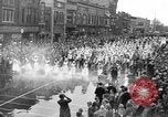 Standbild tulip time Holland Michigan USA, 1932, aus Sekunde 14 historischem Filmmaterial Videoclip 65675071662