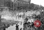 Standbild tulip time Holland Michigan USA, 1932, aus Sekunde 17 historischem Filmmaterial Videoclip 65675071662