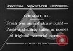 Standbild Shirts abgerissen während der jährlichen Stroh Rennen Chicago Illinois USA, 1932, aus Sekunde 7 historischem Filmmaterial Videoclip 65675071663