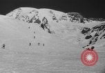 Immagine di Ski racing Washington State United States USA, 1936, secondo 32 filmato di repertorio 65675071676