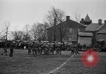 Immagine di Partita di calcio Michigan United States USA, 1925, secondo 15 filmato di repertorio 65675071678