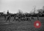 Immagine di Partita di calcio Michigan United States USA, 1925, secondo 46 filmato di repertorio 65675071678
