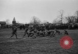 Immagine di Partita di calcio Michigan United States USA, 1925, secondo 48 filmato di repertorio 65675071678