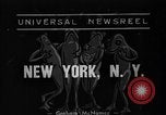 Image grenouilles sautent New York United States USA, 1939, de la seconde 1 séquences d'archives historiques vidéo 65675071716