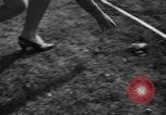 Image grenouilles sautent New York United States USA, 1939, de la seconde 16 séquences d'archives historiques vidéo 65675071716