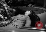 Standbild Internationale Automobilausstellung New York United States USA, 1959, aus Sekunde 17 historischem Filmmaterial Videoclip 65675071750