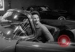 Standbild Internationale Automobilausstellung New York United States USA, 1959, aus Sekunde 20 historischem Filmmaterial Videoclip 65675071750
