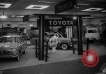 Standbild Internationale Automobilausstellung New York United States USA, 1959, aus Sekunde 26 historischem Filmmaterial Videoclip 65675071750