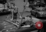 Standbild Internationale Automobilausstellung New York United States USA, 1959, aus Sekunde 46 historischem Filmmaterial Videoclip 65675071750