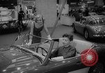 Standbild Internationale Automobilausstellung New York United States USA, 1959, aus Sekunde 48 historischem Filmmaterial Videoclip 65675071750