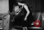Standbild Internationale Automobilausstellung New York United States USA, 1959, aus Sekunde 52 historischem Filmmaterial Videoclip 65675071750