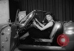 Standbild Internationale Automobilausstellung New York United States USA, 1959, aus Sekunde 56 historischem Filmmaterial Videoclip 65675071750