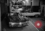 Standbild Internationale Automobilausstellung New York United States USA, 1959, aus Sekunde 60 historischem Filmmaterial Videoclip 65675071750