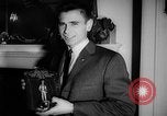 Standbild John Drupa New York United States USA, 1959, aus Sekunde 20 historischem Filmmaterial Videoclip 65675071752