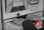 Image billet de chemin de fer automatisé machine Japon, 1967, de la seconde 13 séquences d'archives historiques vidéo 65675071759