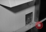Image billet de chemin de fer automatisé machine Japon, 1967, de la seconde 22 séquences d'archives historiques vidéo 65675071759