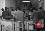 Image billet de chemin de fer automatisé machine Japon, 1967, de la seconde 55 séquences d'archives historiques vidéo 65675071759
