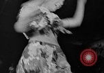 Immagine di Lavabile in lavatrice di sposa Manhattan New York City USA, 1967, secondo 54 filmato di repertorio 65675071760