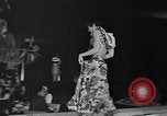 Immagine di Lavabile in lavatrice di sposa Manhattan New York City USA, 1967, secondo 62 filmato di repertorio 65675071760