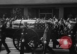 Immagine di General Douglas MacArthur sepoltura Norfolk Virginia USA, 1964, secondo 11 filmato di repertorio 65675071762