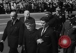 Immagine di General Douglas MacArthur sepoltura Norfolk Virginia USA, 1964, secondo 22 filmato di repertorio 65675071762