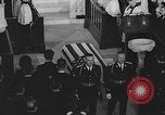 Immagine di General Douglas MacArthur sepoltura Norfolk Virginia USA, 1964, secondo 43 filmato di repertorio 65675071762