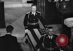 Immagine di General Douglas MacArthur sepoltura Norfolk Virginia USA, 1964, secondo 60 filmato di repertorio 65675071762