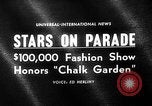 Immagine di Sfilata di moda Universal City Los Angeles California USA, 1964, secondo 1 filmato di repertorio 65675071763