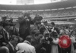 Image 1964 saison de baseball match d'ouverture Washington DC USA, 1964, de la seconde 19 séquences d'archives historiques vidéo 65675071765