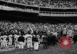 Image Le président John F Kennedy assiste à l'inauguration match de baseball à DC Stadium Washington DC USA, 1962, de la seconde 20 séquences d'archives historiques vidéo 65675071771