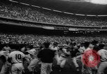 Image Le président John F Kennedy assiste à l'inauguration match de baseball à DC Stadium Washington DC USA, 1962, de la seconde 29 séquences d'archives historiques vidéo 65675071771