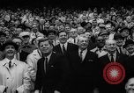 Image Le président John F Kennedy assiste à l'inauguration match de baseball à DC Stadium Washington DC USA, 1962, de la seconde 31 séquences d'archives historiques vidéo 65675071771