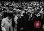 Image Le président John F Kennedy assiste à l'inauguration match de baseball à DC Stadium Washington DC USA, 1962, de la seconde 33 séquences d'archives historiques vidéo 65675071771