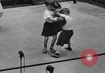 Image Tournoi de boxe Junior annuel Annapolis Maryland USA, 1948, de la seconde 28 séquences d'archives historiques vidéo 65675071772